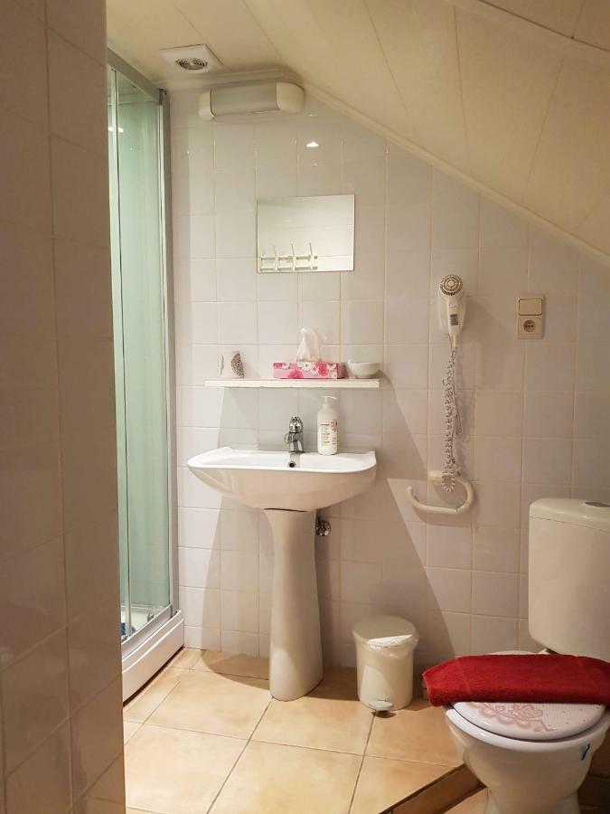 B&B Woodside