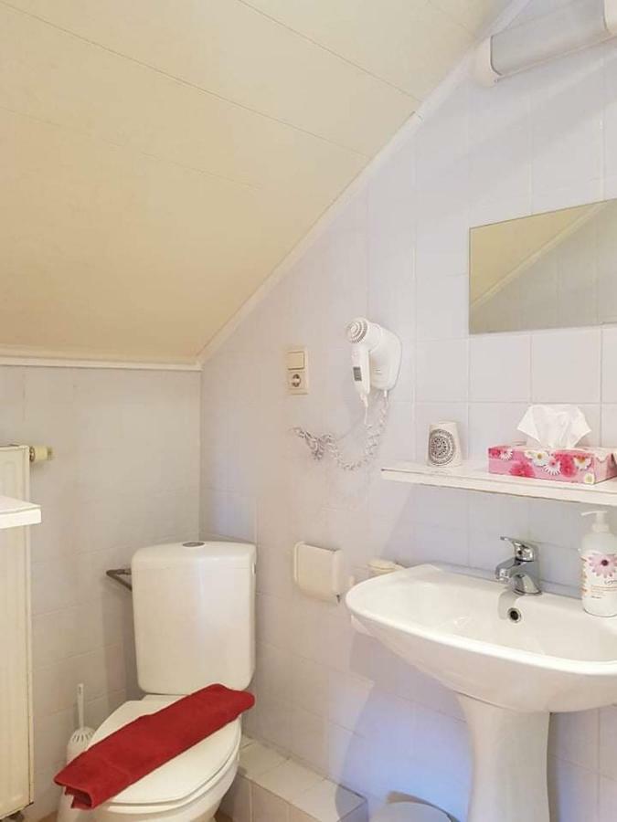 B&B Woodside Bed & Breakfast 3*